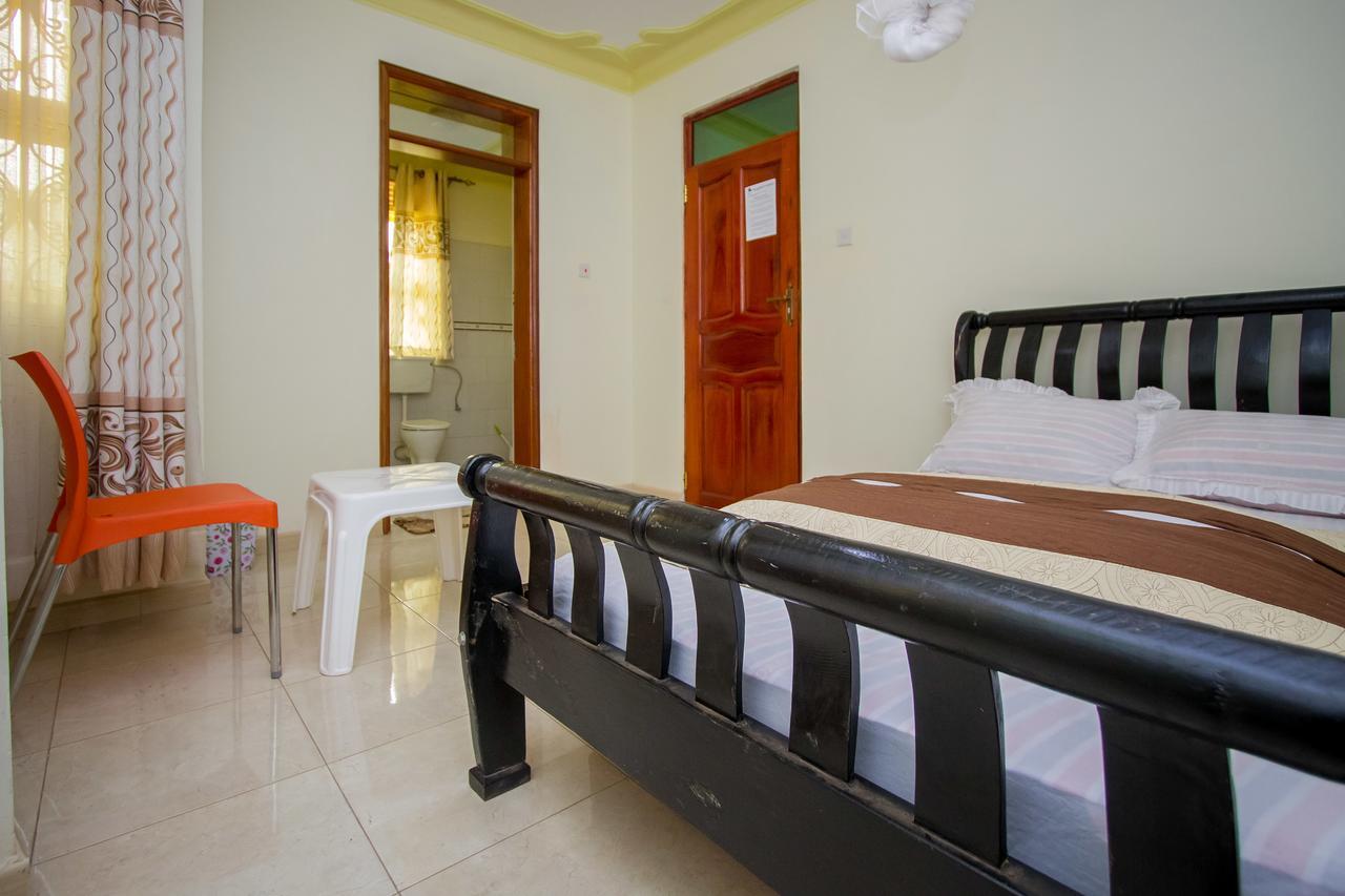 Heras Country Resort Kabale ภายนอก รูปภาพ