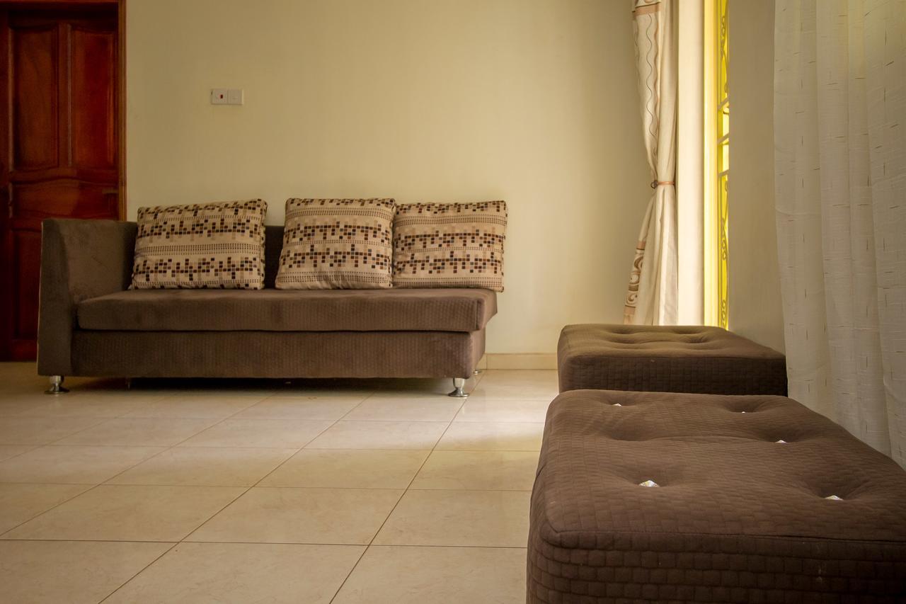 Heras Country Resort Kabale ภายนอก รูปภาพ